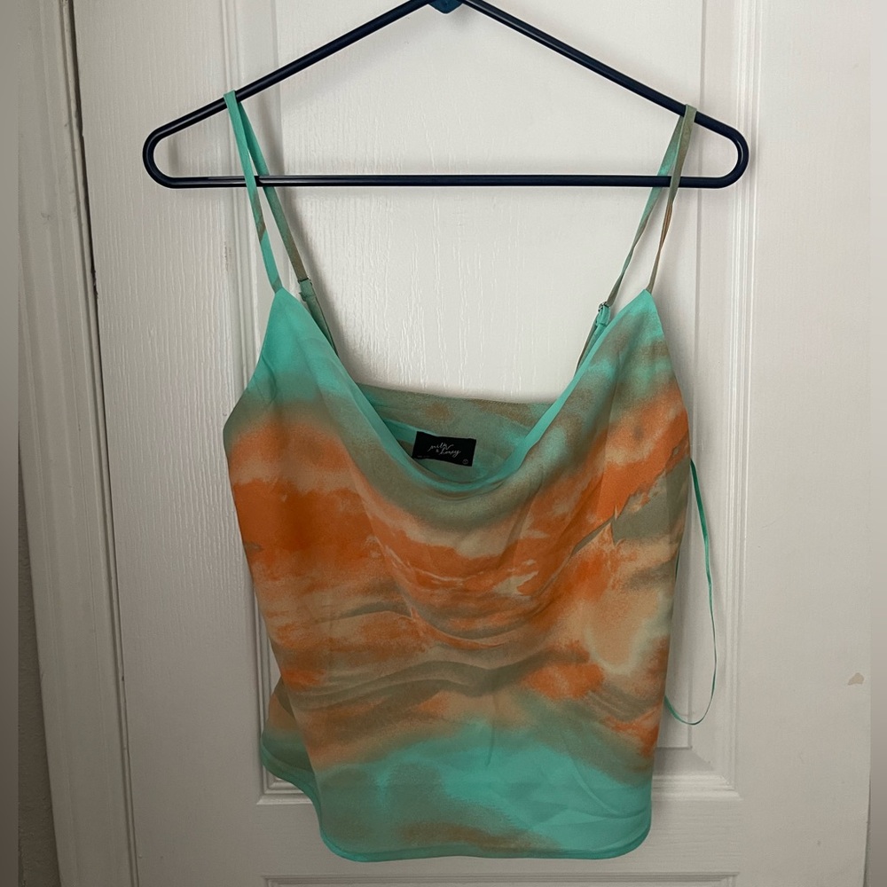 Milk and honey tank size small